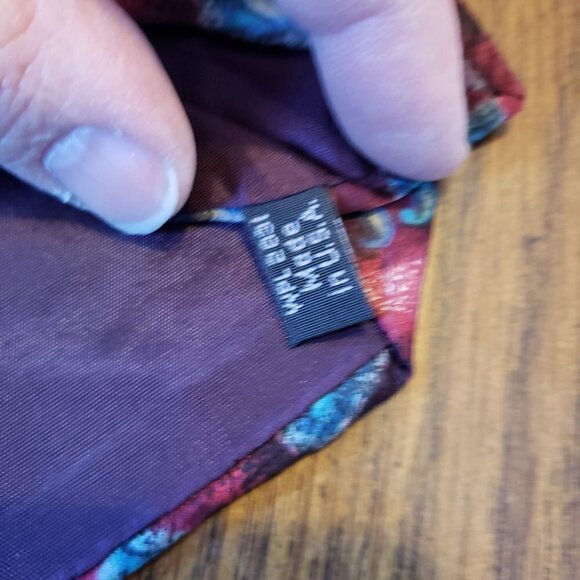 Zylos George Machado Silk Red and Blue Geometric 4 Inch Wide Men's Necktie - Picture 5 of 5